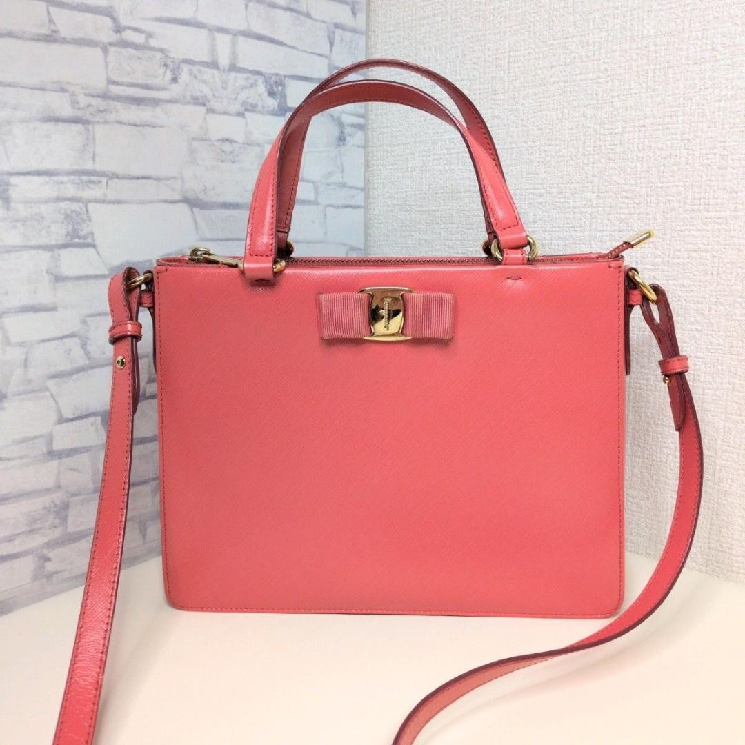 Ferragamo Pink Leather Shoulder Bag with Ribbon Used, 7.9×10.2×2.4 inches