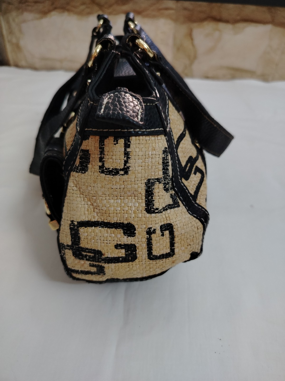 GUESS Y2K Logo Shoulder Bag Black Beige Woven Straw Satchel Handbag Vintage