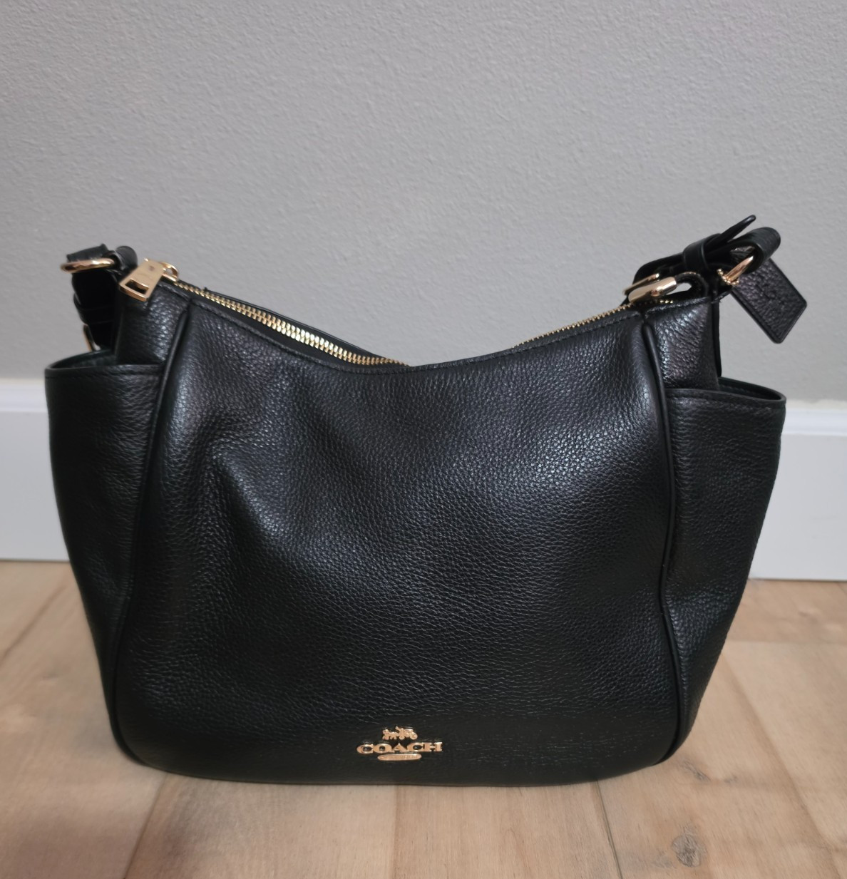 Coach Rori Shoulder Bag, hobo-style bag designed for everyday use.