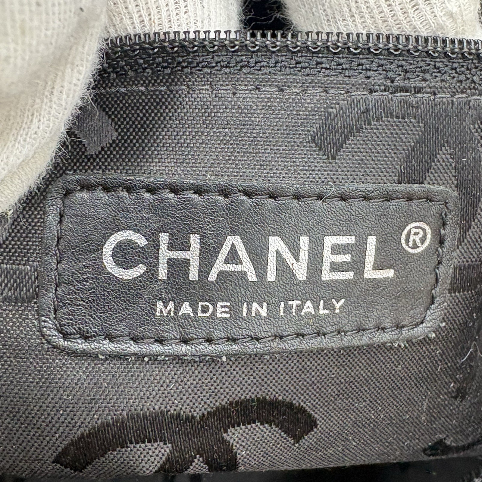 Auth CHANEL Cambon Line Large Tote Bag Beige Black Serial Sticker 2Y8885