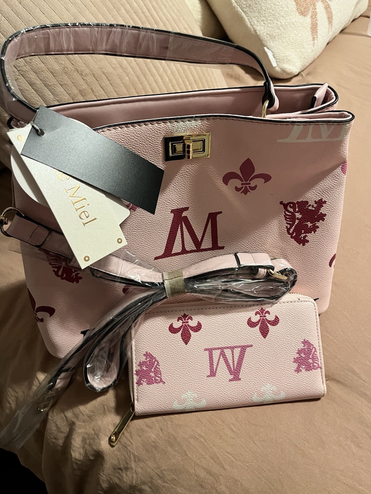 Pink letters Purse With Wallet / Cross Body Strap