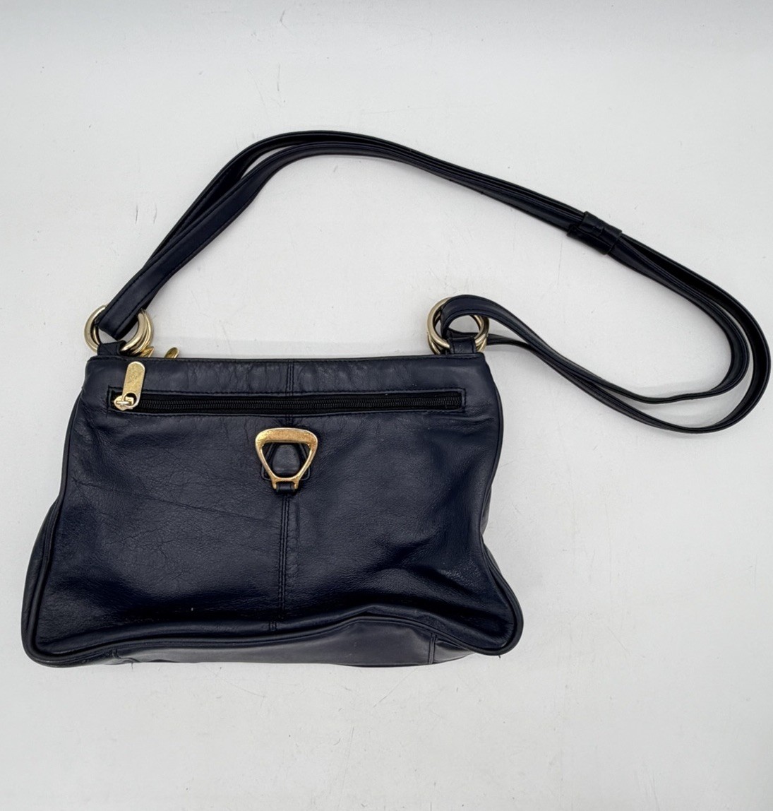 Vintage 2000 Y2K Worthington Navy Blue Faux Leather Brass Shoulder Handbag