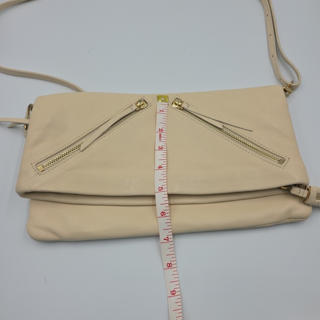 Stella & Dot Covet Waverly Clutch Crossbody Bag Beige Leather EUC