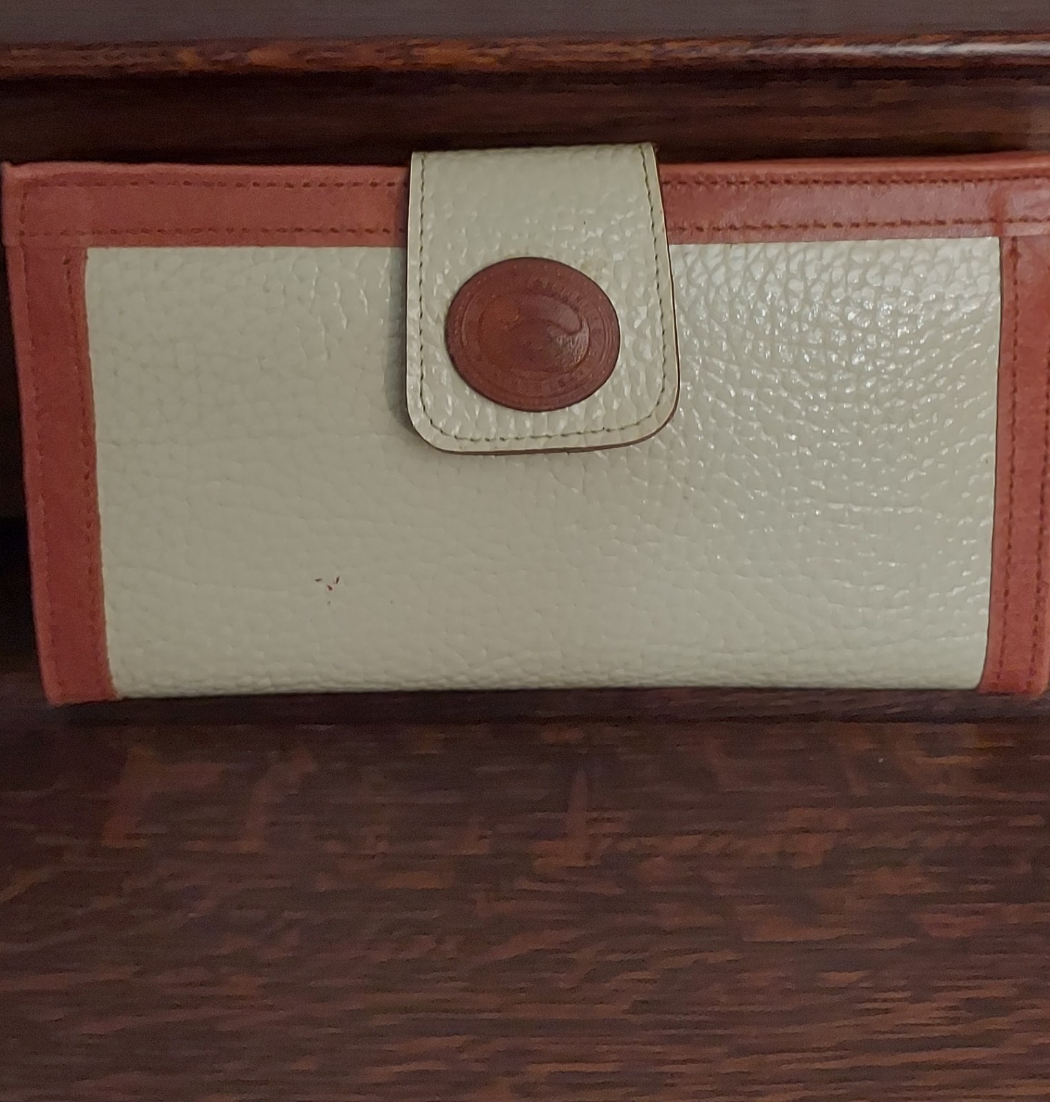 Dooney & Bourke Tan Pebbled Leather Wallet Purse Check Book Cards Coins