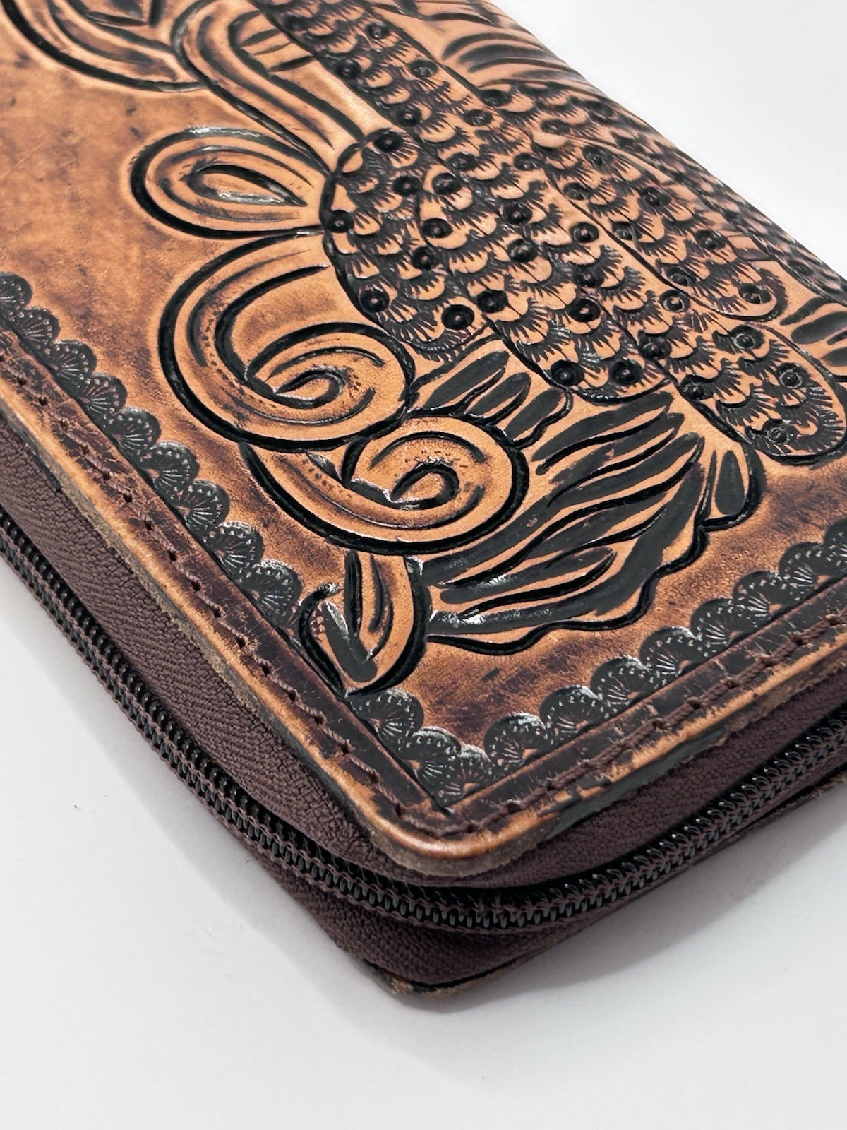 AD AMERICAN DARLING HAND CARVED LEATHER WALLET TAN BROWN WITH CACTUS EUC