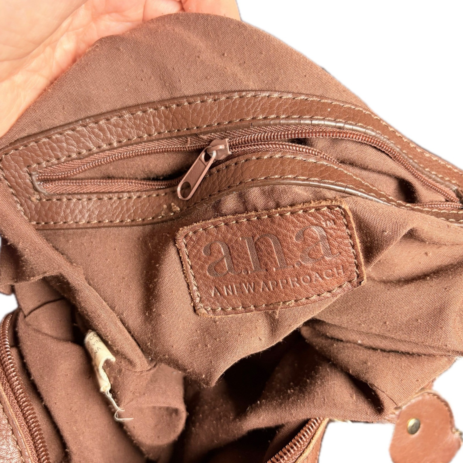 a.n.a Pebbled Leather Hobo Bag Y2K Grunge Brown Vintage Y2K Shoulder Bag DAMAGED