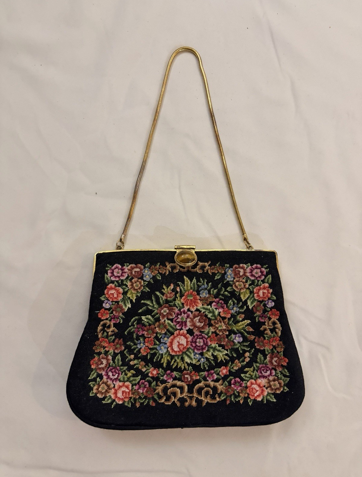 Women’s Black Multicolor Floral Shoulder Bag w/ Embroidered Accents Clasp