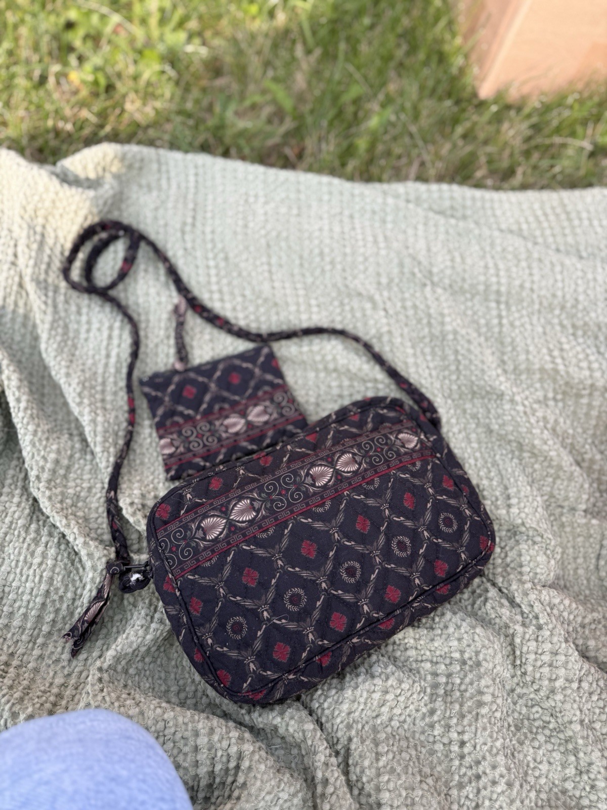 Vintage Vera Bradley Laurel Crossbody and card holder set RETIRED PATTERN