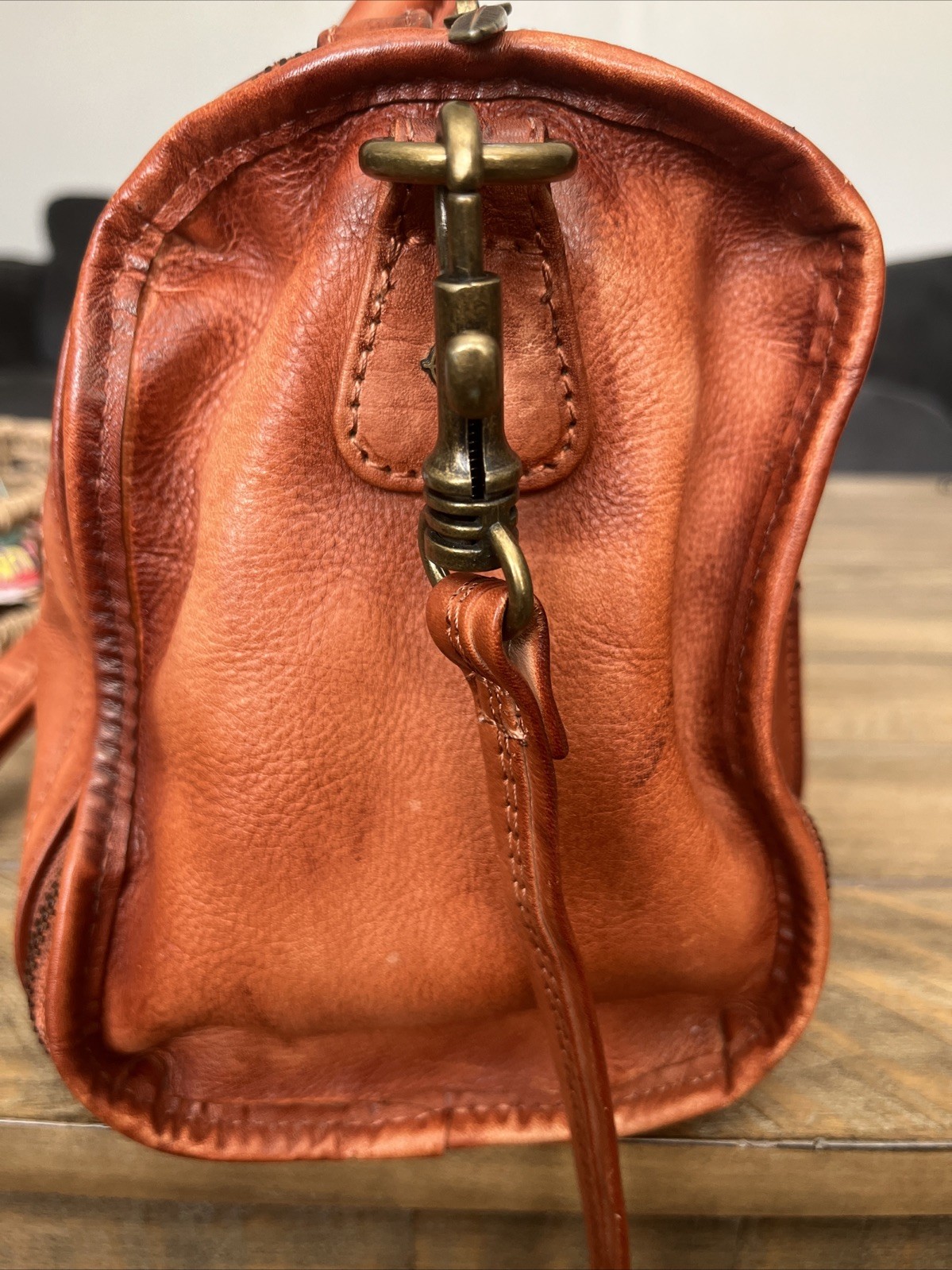 Old Trend Mini Trunk Crossbody Leather Bag