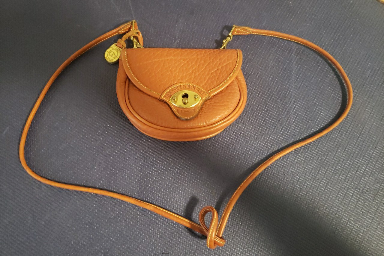Vintage Dooney & Bourke Small Brown Leather Cross Body Russet Shoulder Bag “J”
