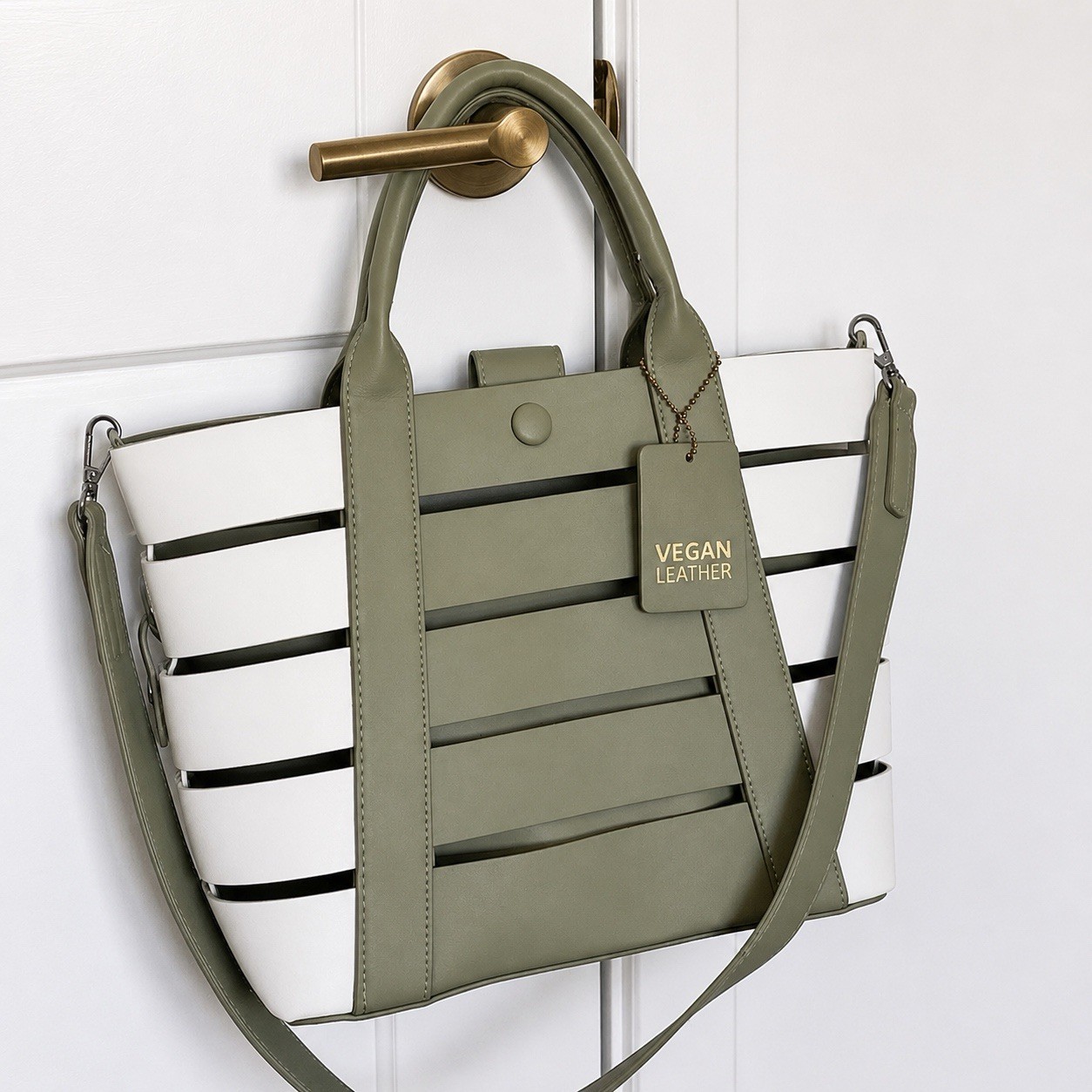 Madison West Striped Tote Bag Green/White Zip Closure Detachable Crossbody Strap