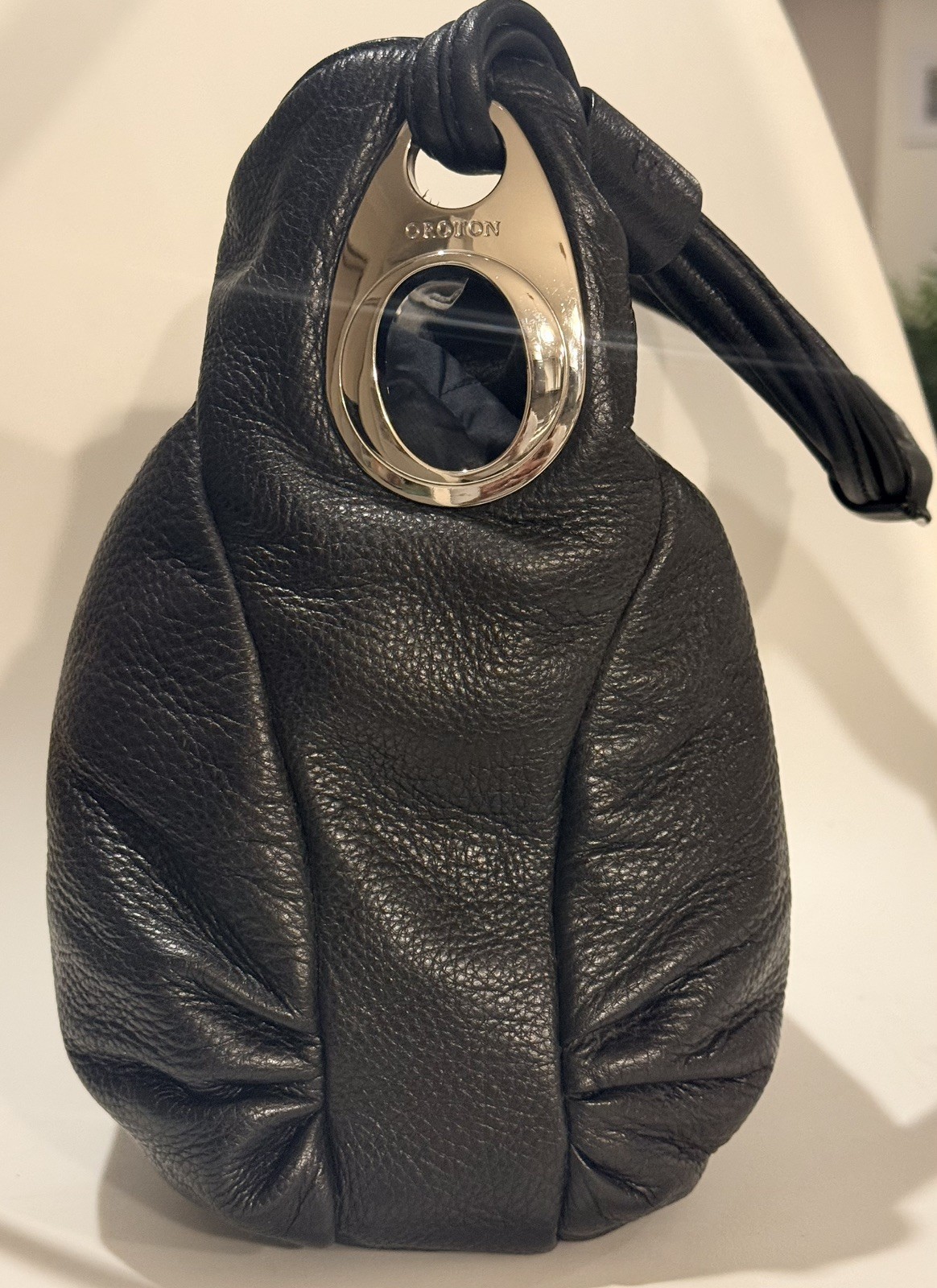 OROTON Black Pebbled Leather Kiera Hobo Soft Slouch Shoulder Bag Like New