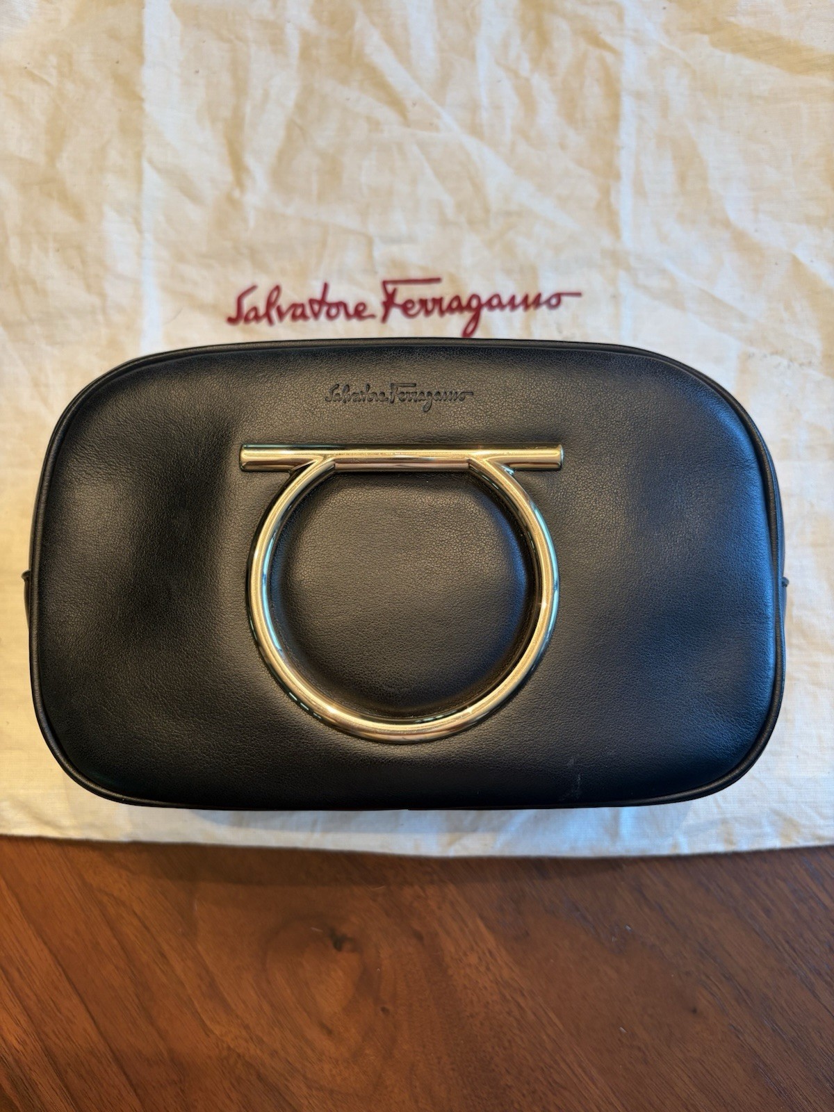 Salvatore Ferragamo Gancini Waist bag Leather Black Gold Auth ARZ136V