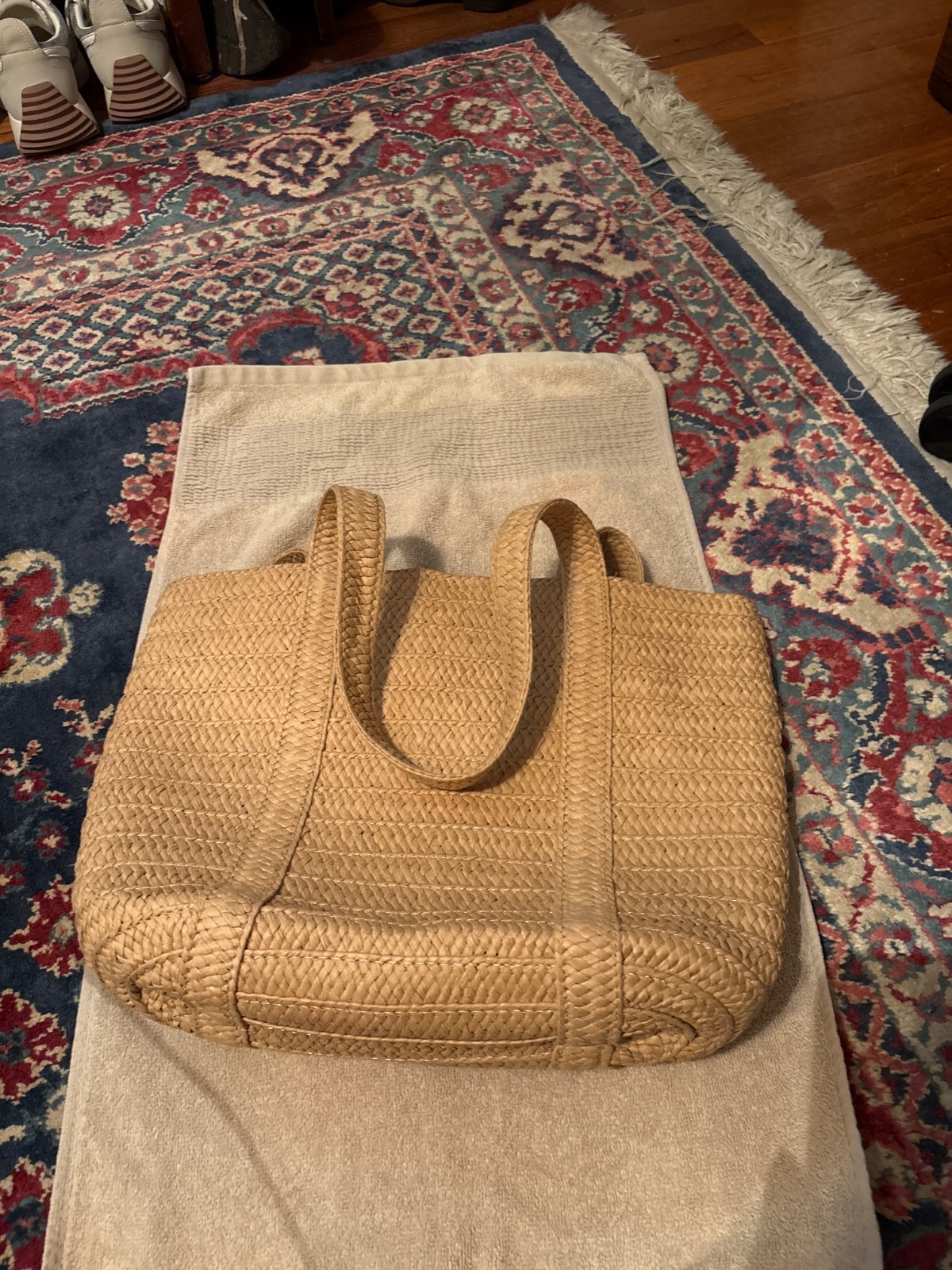 Draper James Beige Woven Tote Bag Zip Snap Closure Blue Lined Pockets Silver