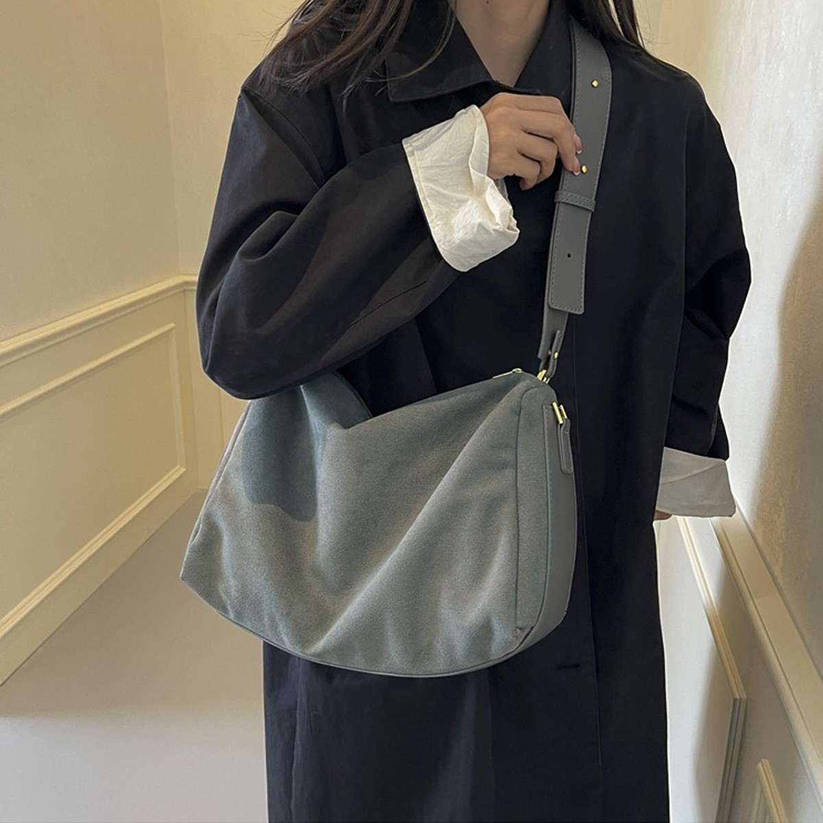 Retro Shoulder Bag Handbag, Women’s Large Capacity Crossbody Tote Purse