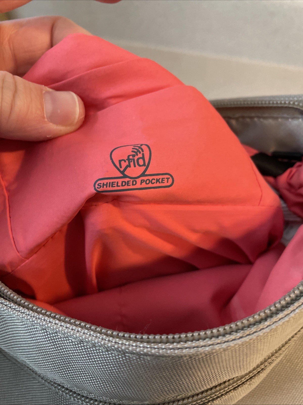 Travelon Anti Theft Crossbody Neutral Adult Unisex Travel Safety