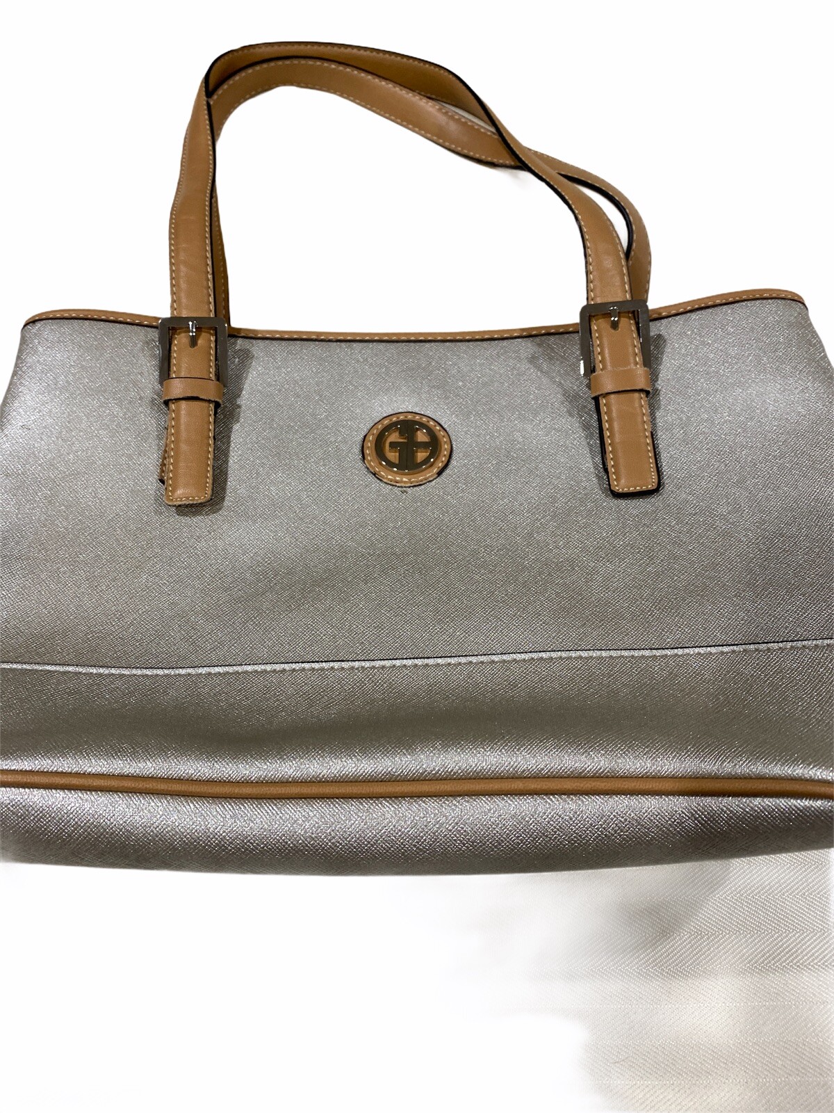 Preowned Cianni Bini Women Silver Shoulder Abag And Birge Strap
