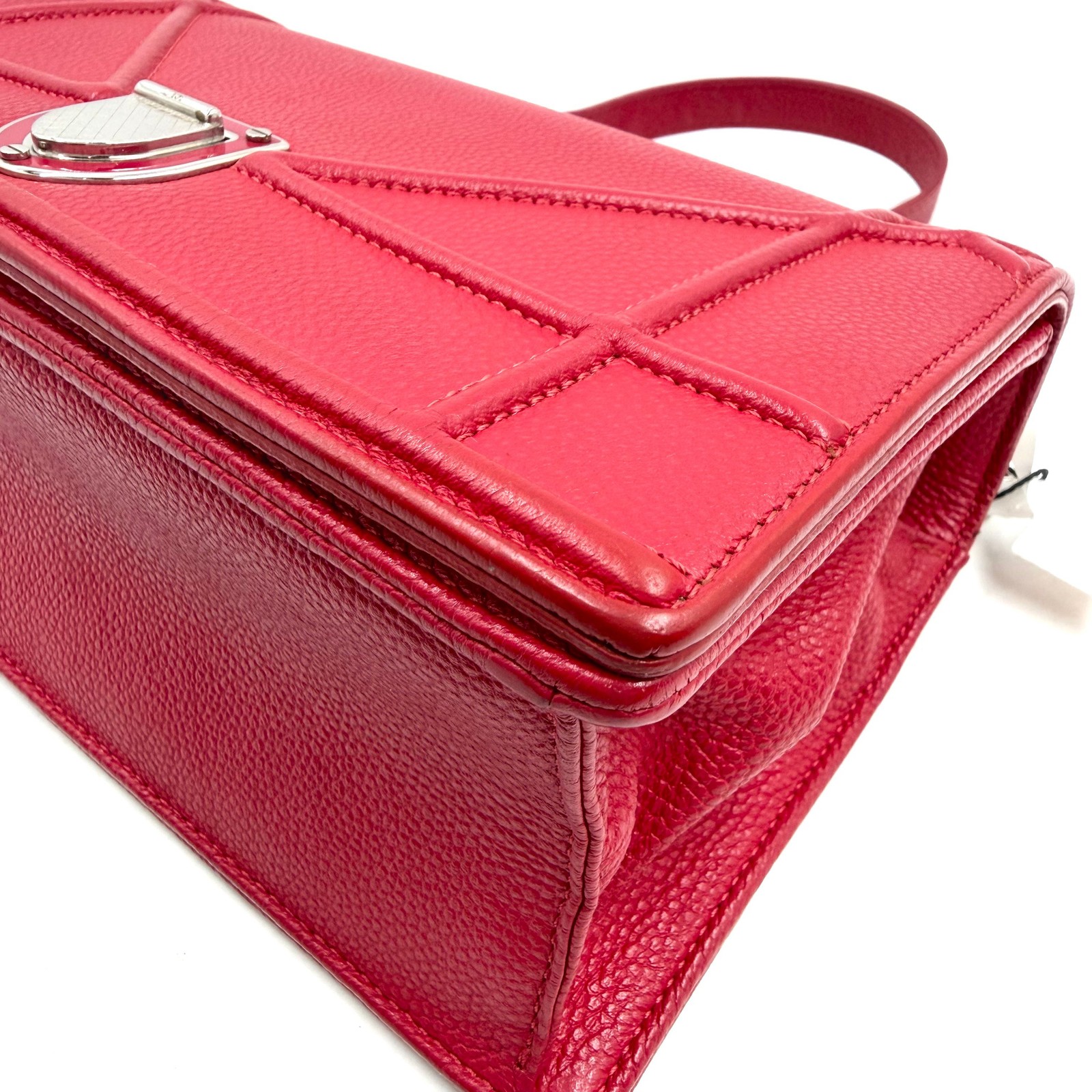 Pre-Owned Dior Classic Diorama series red leather shoulder bag