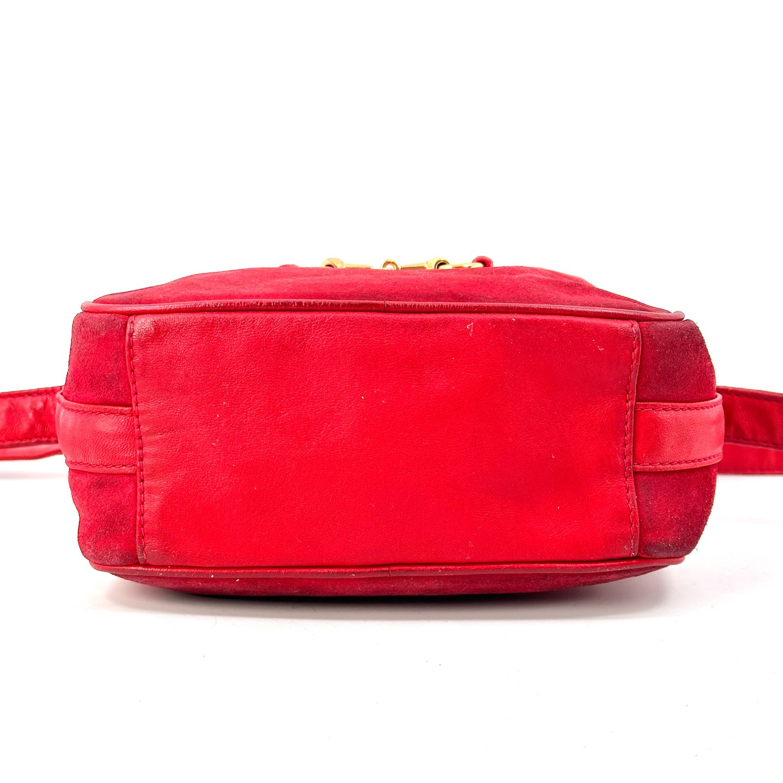 Gucci Horsebit Shoulder Bag Suede Red Authentic 325T0387