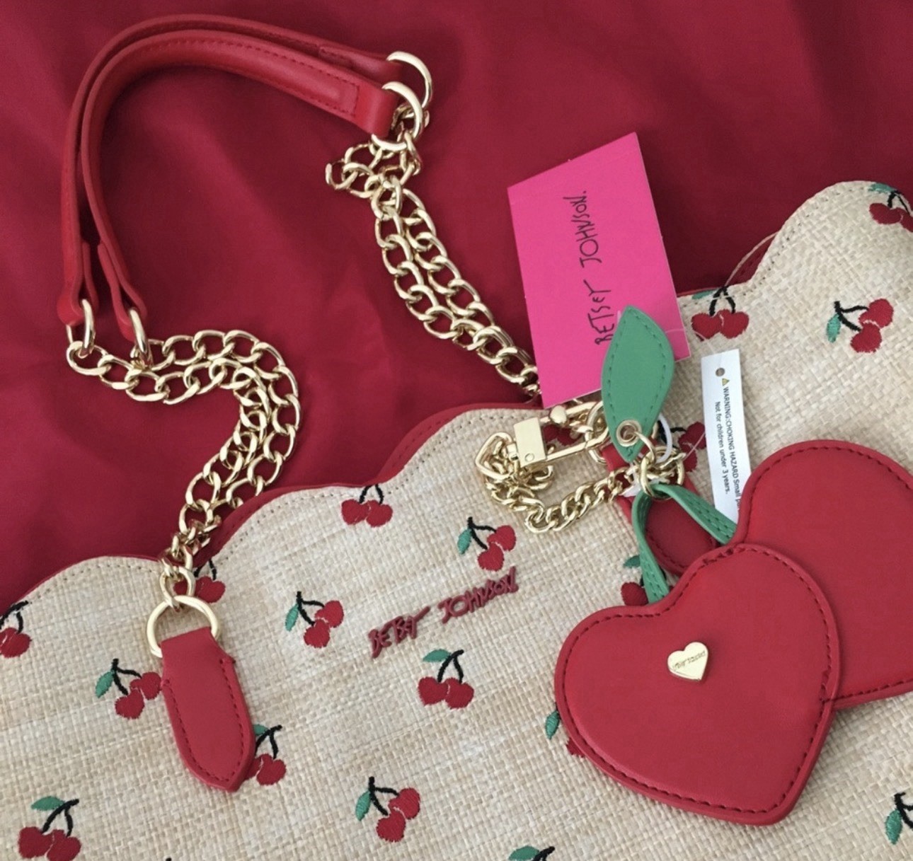 BETSEY JOHNSON Cherry Print Tote Bag w/ Chain Strap & Heart Charm – NWT