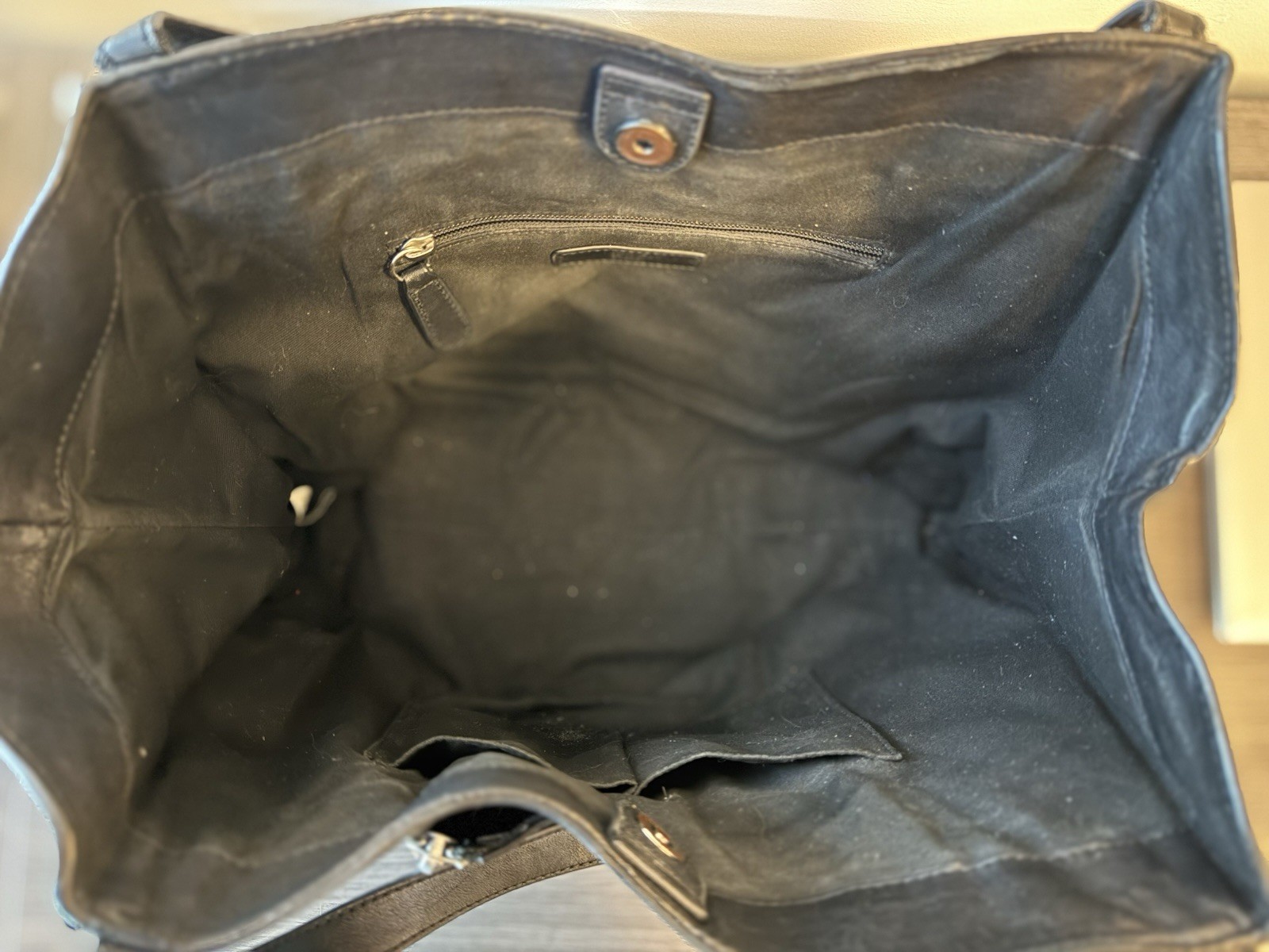 Frye Lena Leather Black Shoulder Bag | Silver Zip & Magnetic Closure Pockets