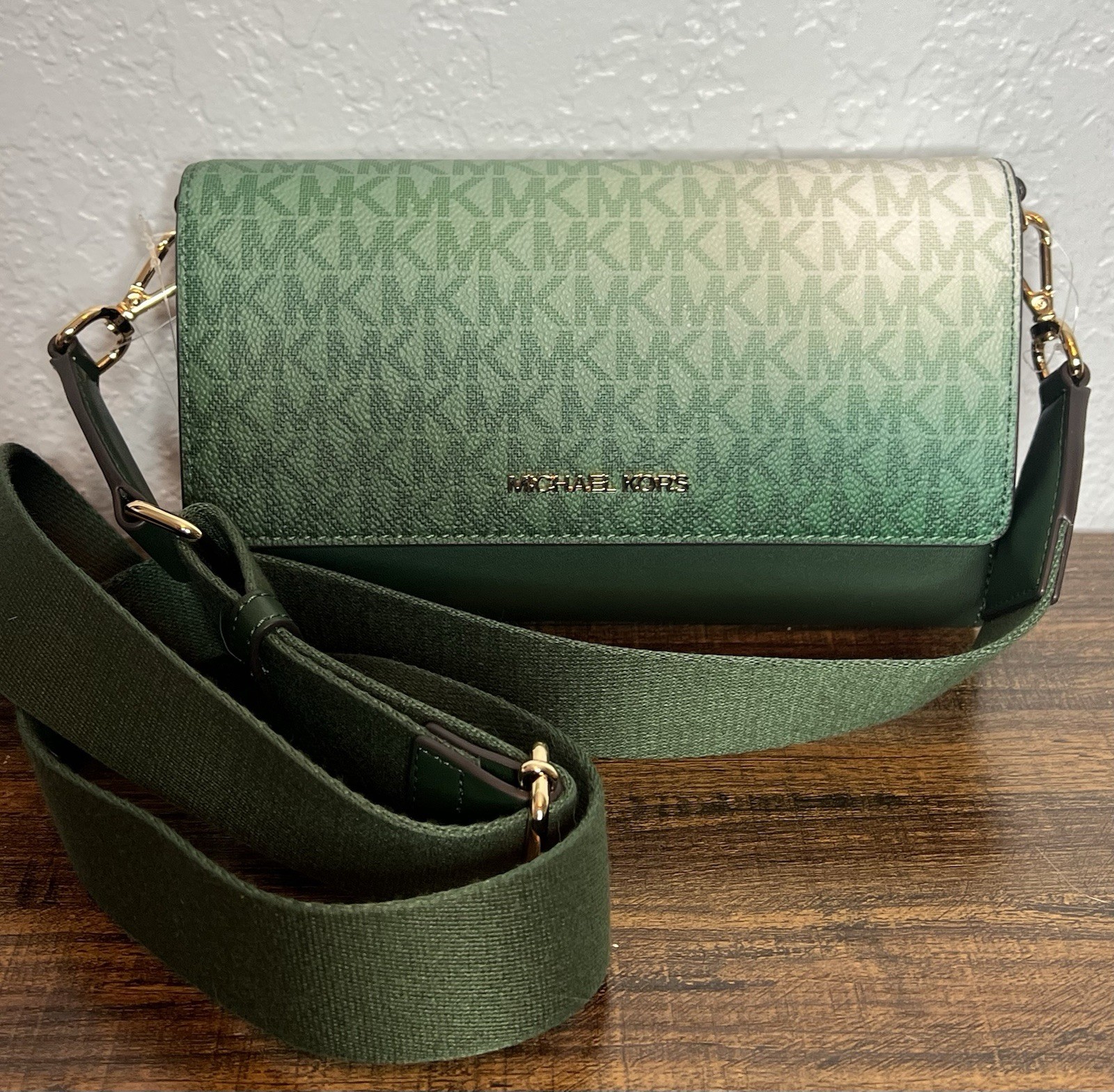 Michael Kors Jet Set Large Moss Multi Crossbody Bag with Logo & Zip Closure