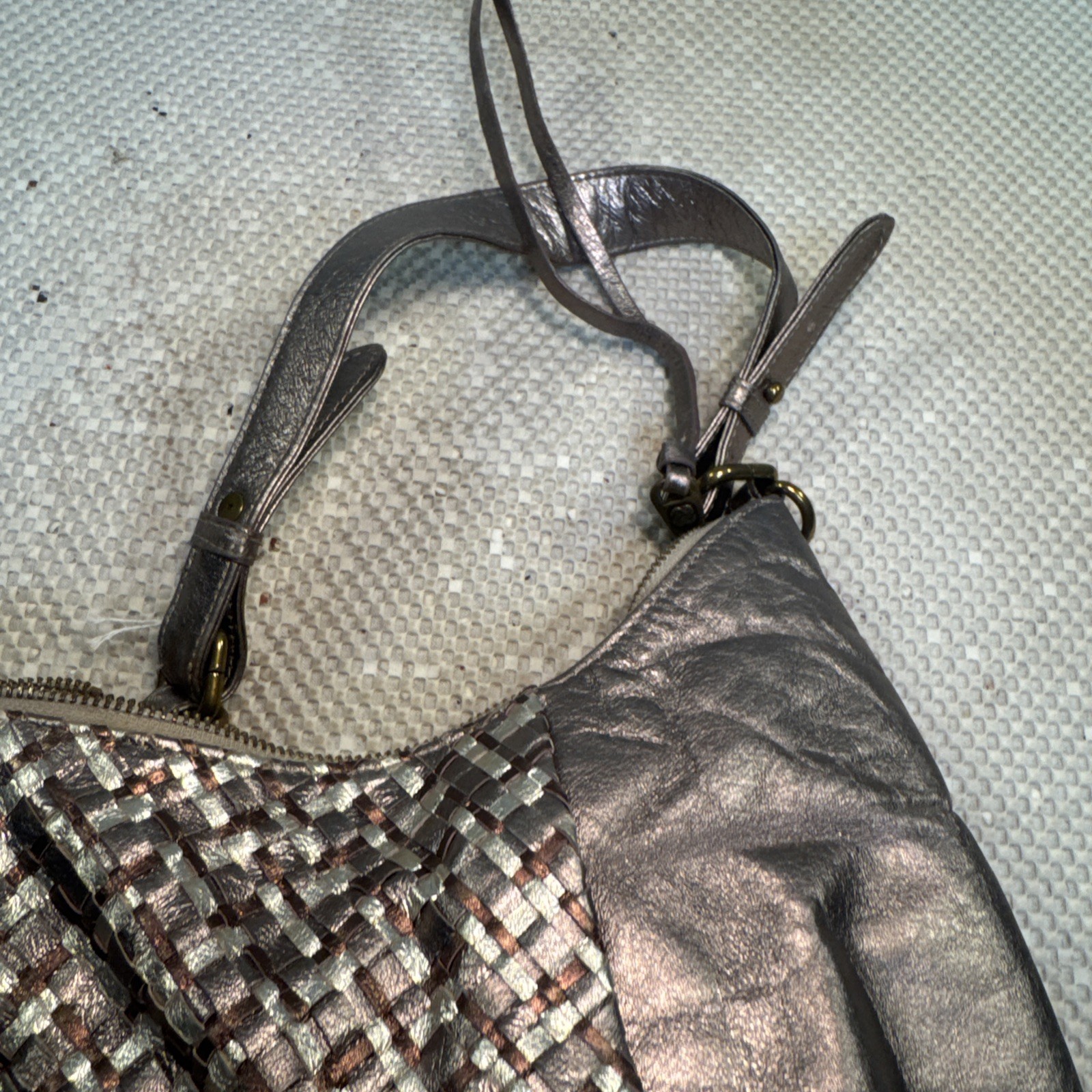 Elliott Lucca Metallic Bronze Gold Woven Leather Hobo Shoulder Bag Purse Y2K vtg