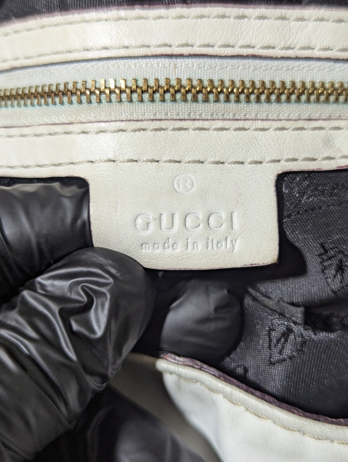Gucci Jackie White Leather Hobo Shoulder Bag Gold Hardware Italy 219704