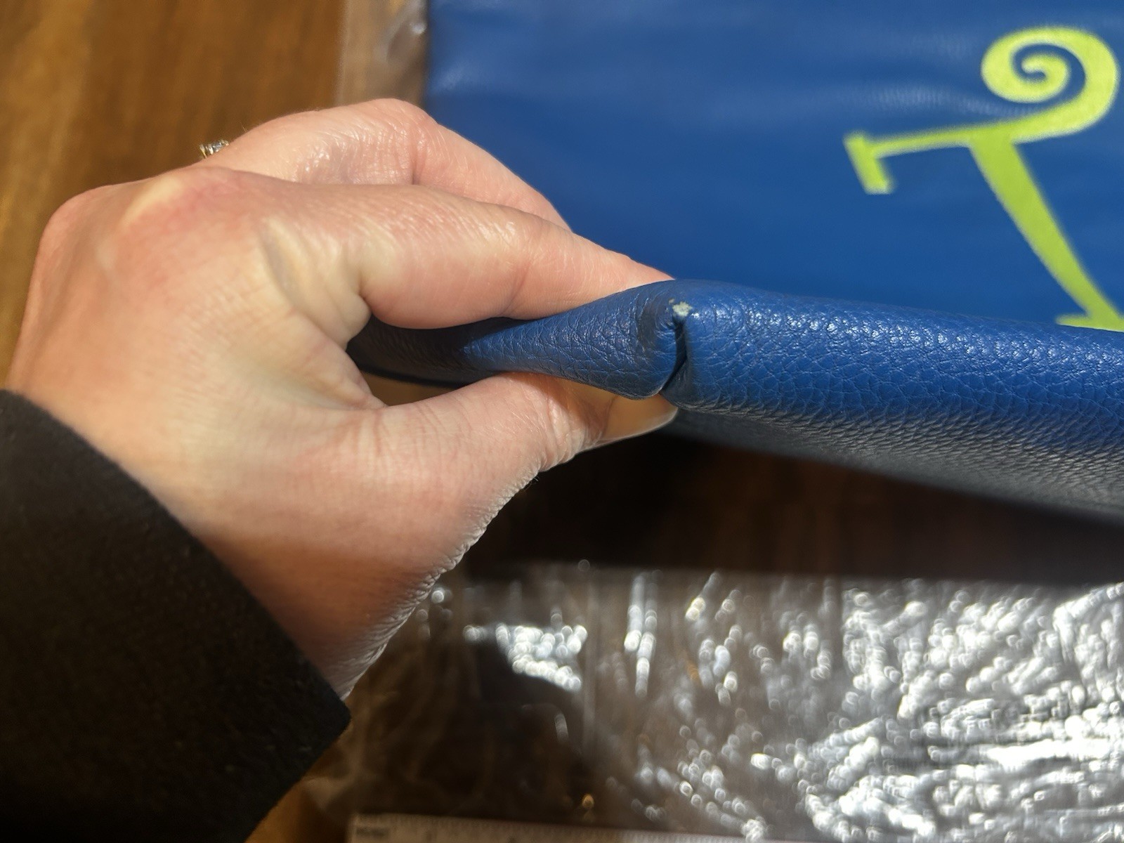 Thirty-One Around Town Tote in Daring Cobalt Blue