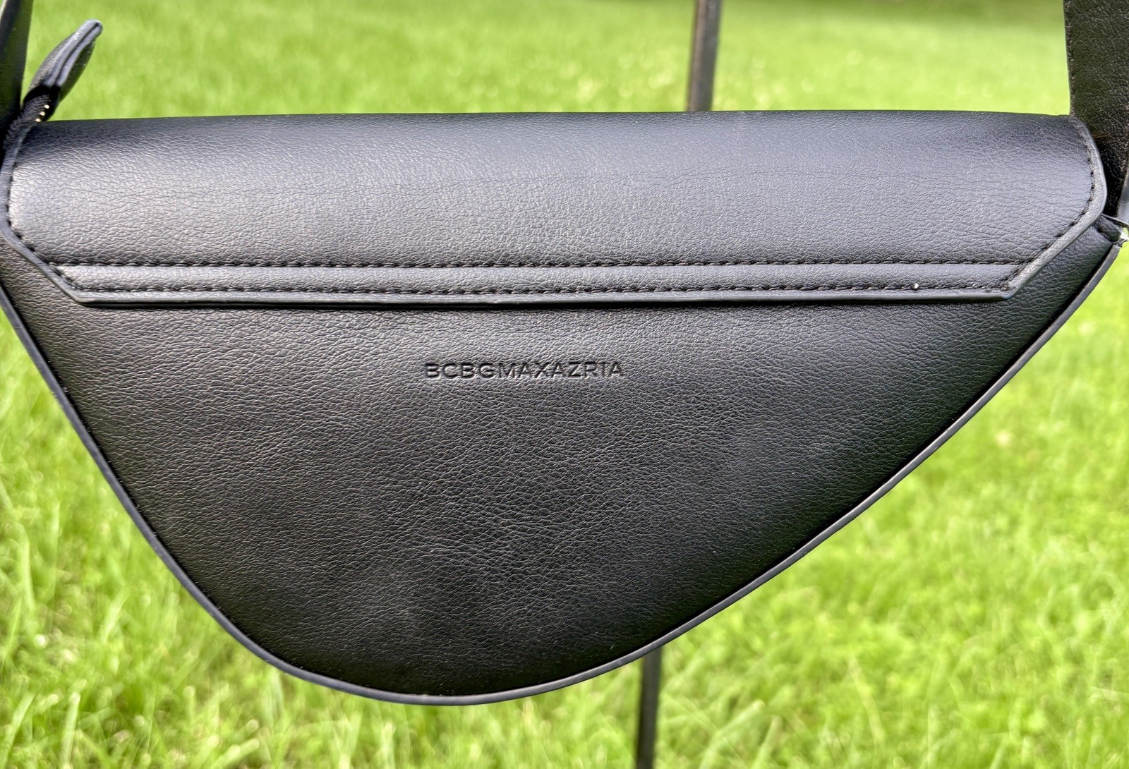 BCBGMAXAZRIA Black Vegan Leather Half Moon Asymetrical Bag – Crossbody