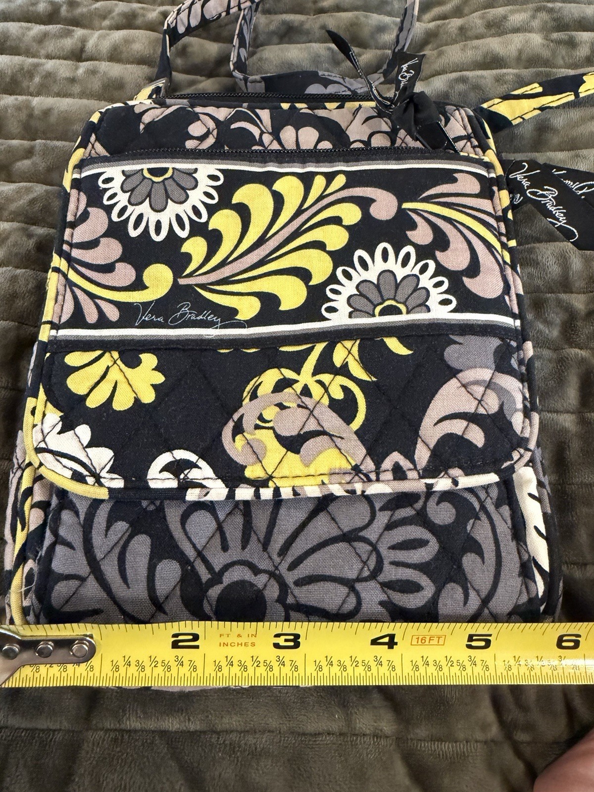 Vera Bradley Floral Crossbody Purse Zip/Magnetic Pockets Detachable Strap