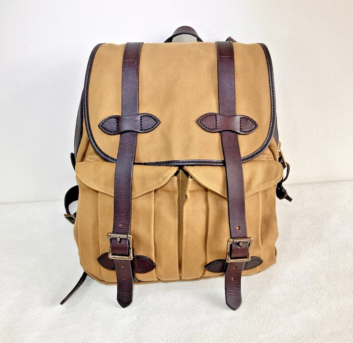 Filson Rucksack Backpack Tan Heavy Duty Cotton Twill 21L Outdoor Bag