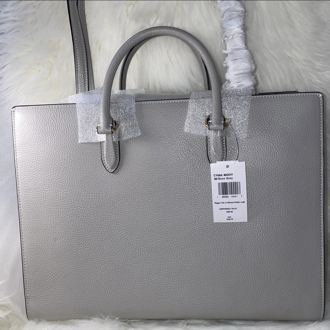 Coach Maggie leather Tote bag New Dove Gray Color Pebble