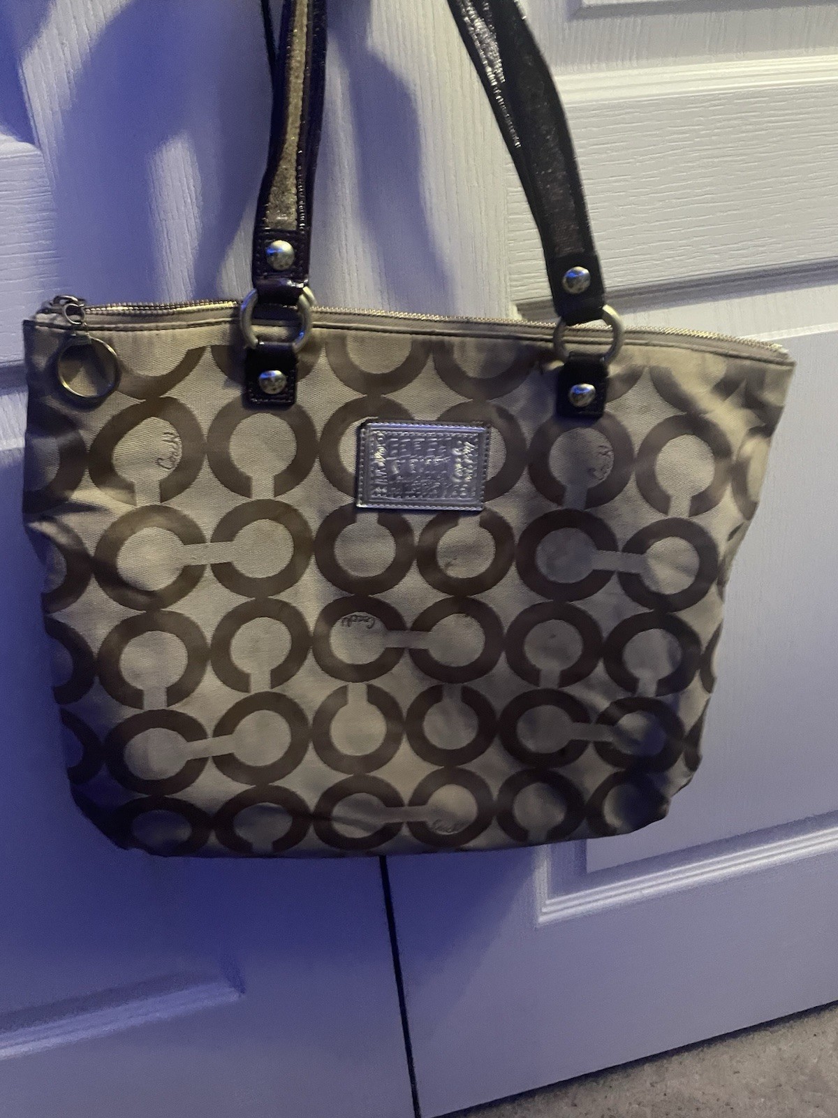 Coach Beige Brown Signature Logo Shoulder Bag Zip Lined Pockets Charm Applique