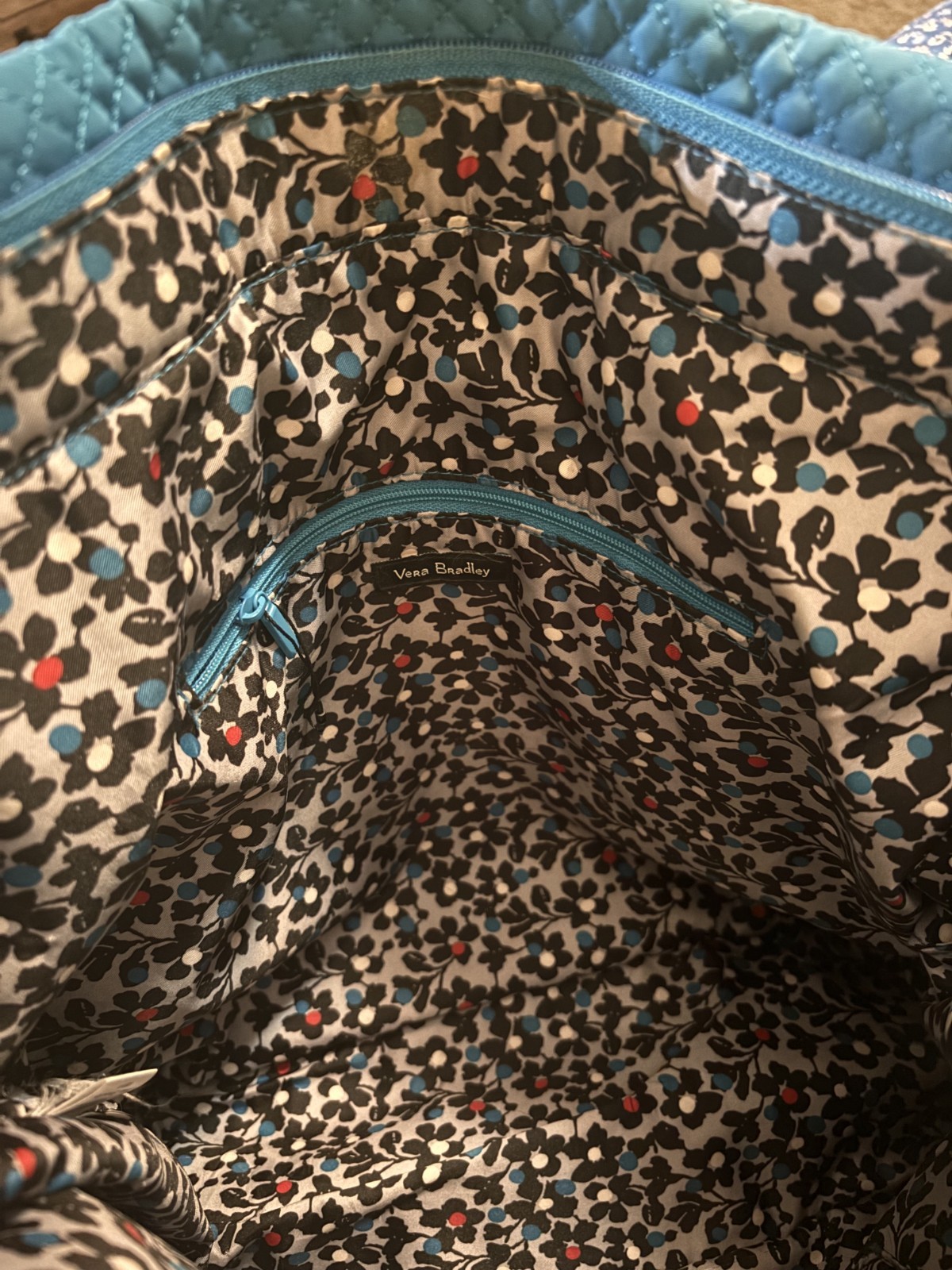 059- Vera Bradley Quilted Floral Tote Bag Blue Green Zip Closure