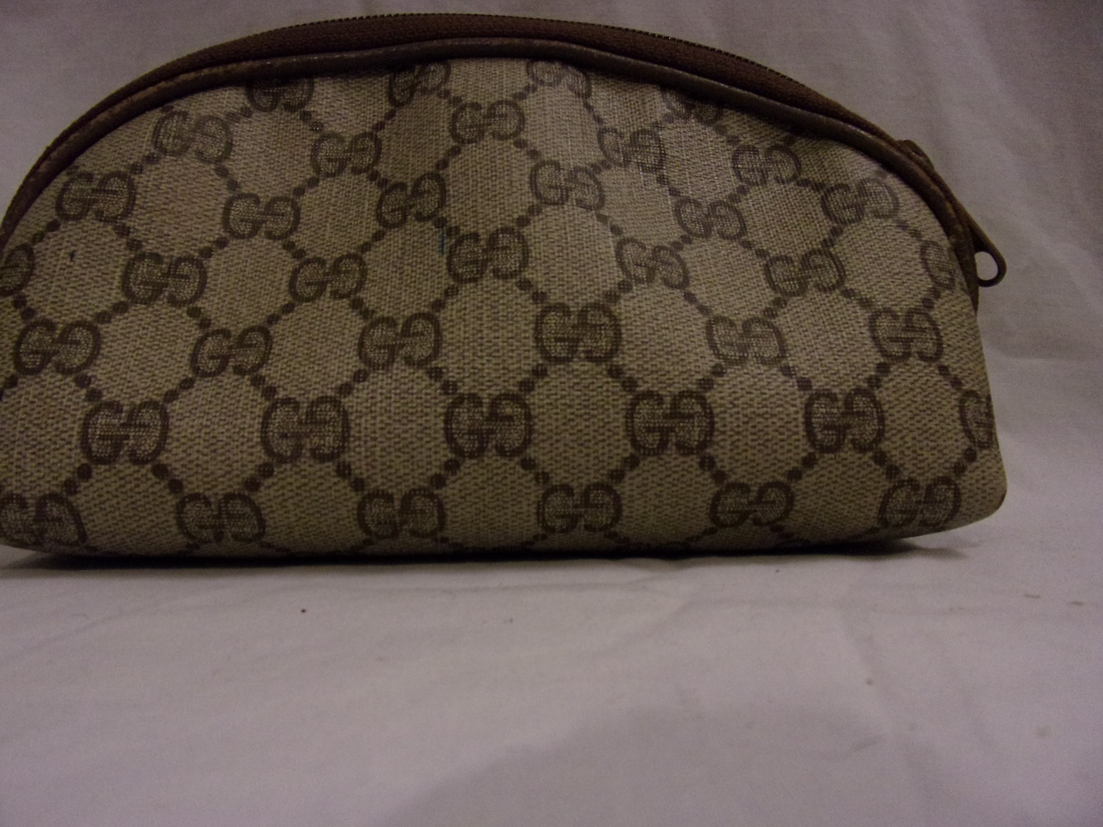 Vintage Gucci Canvas Leather Trim GG Logo Cosmetic Purse Bag 7 1/2″ X 5″