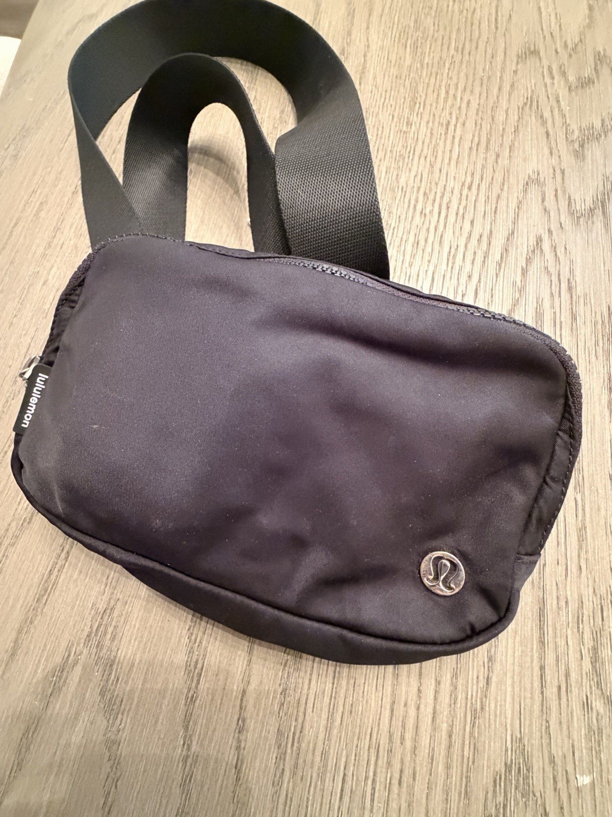 Lululemon Everywhere Women’s Belt Bag – Black (142500085)