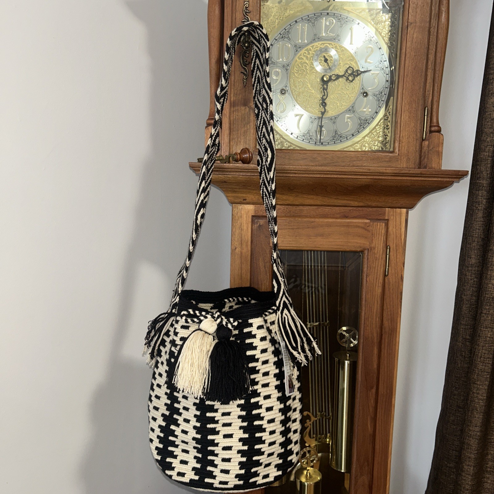 Authentic 100% Wayuu Mochila Colombian Bag Large Size Neutral All Season edition