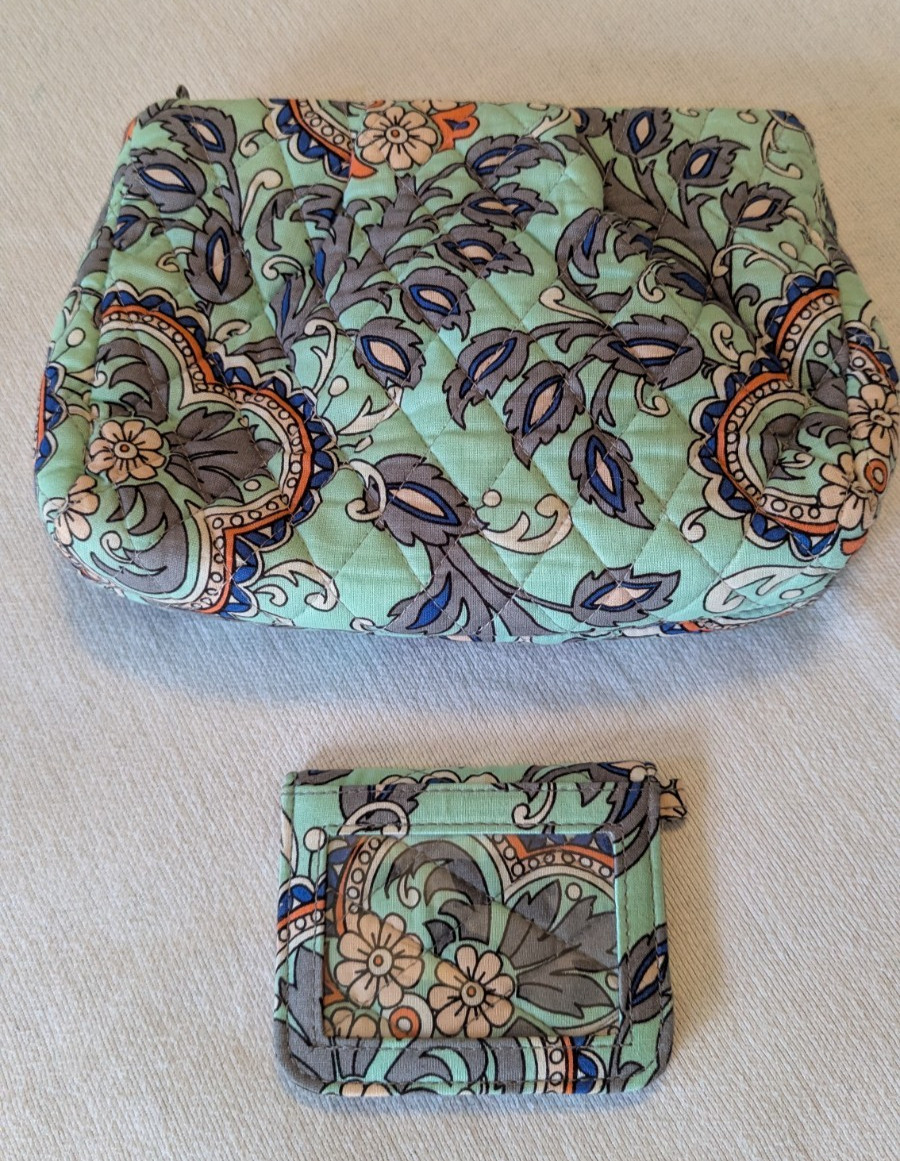 Vera Bradley 2 Piece Set Fan Flowers ID Coin Purse With No Key Holder