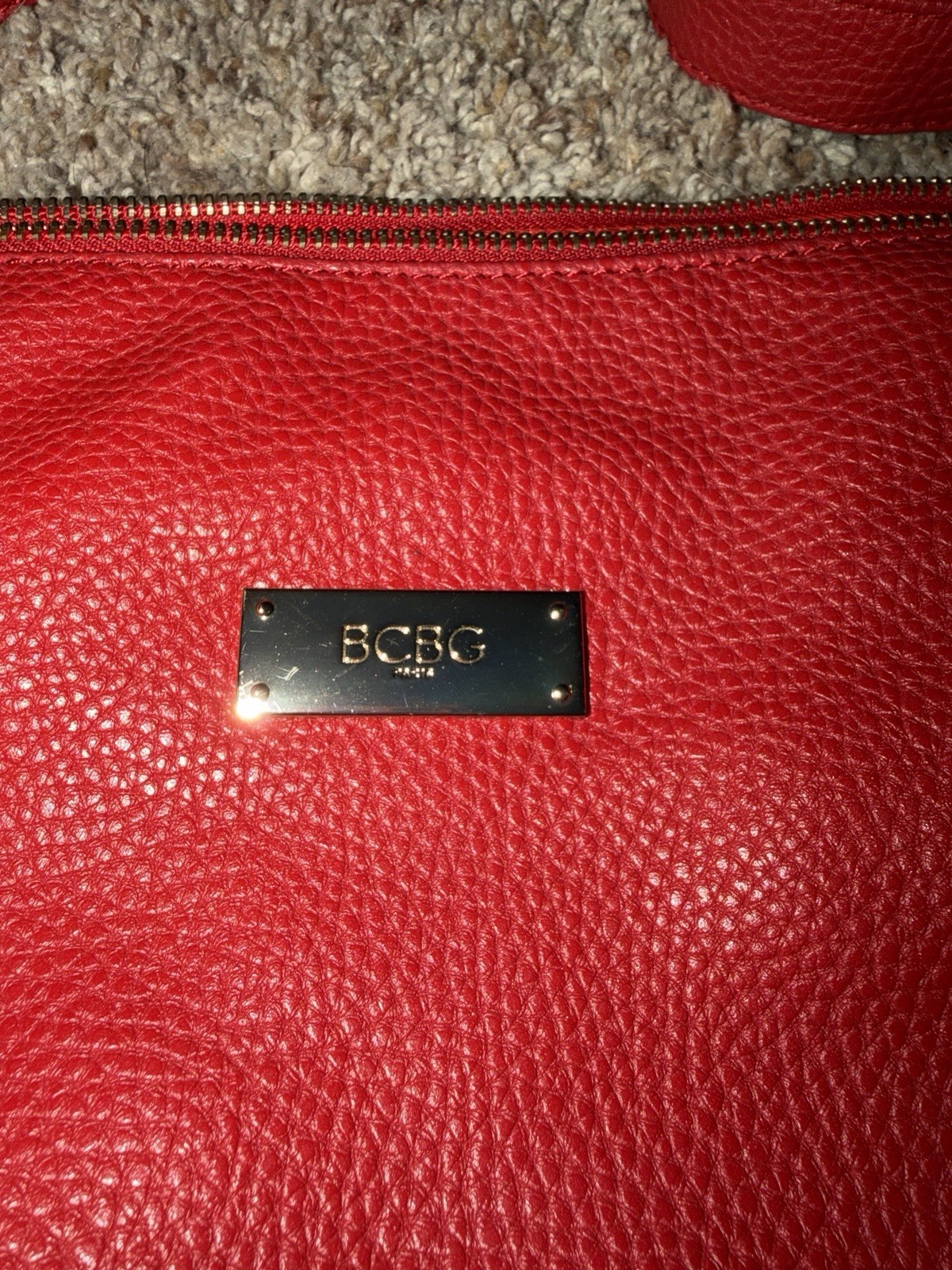 BCBG Paris Red Pebbled Shoulder Bag, Zip Top, Gold Hardware, Inner Pockets