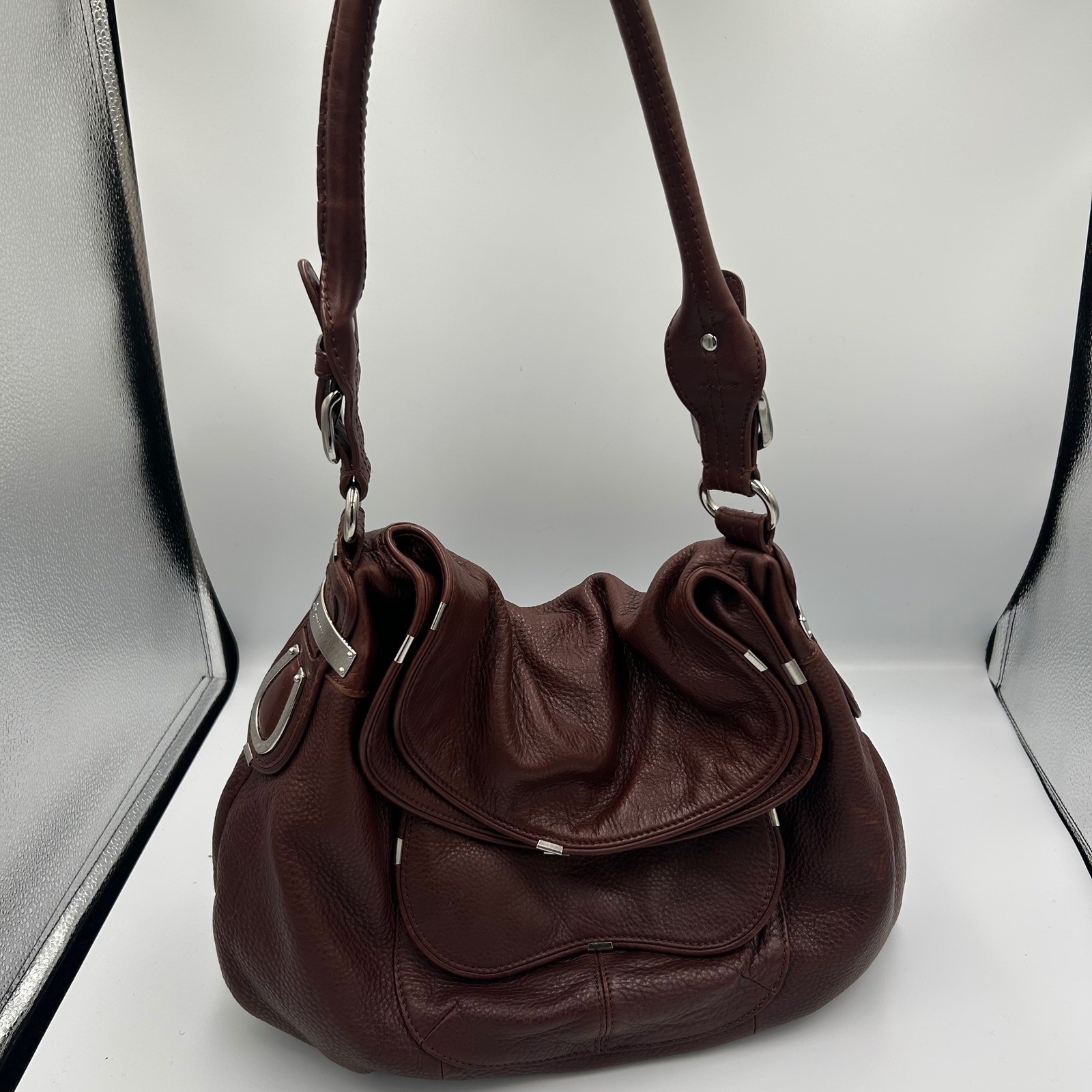 B. Makowsky Hobo Bag Womens Medium Burgundy Leather Leopard Print Lining B-015
