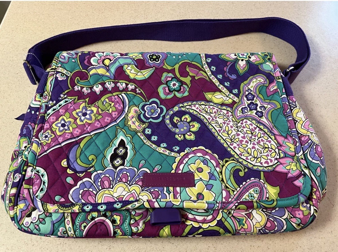 VERA BRADLEY MESSENGER BAG HEATHER ~RETIRED~EXCELLENT CONDITION
