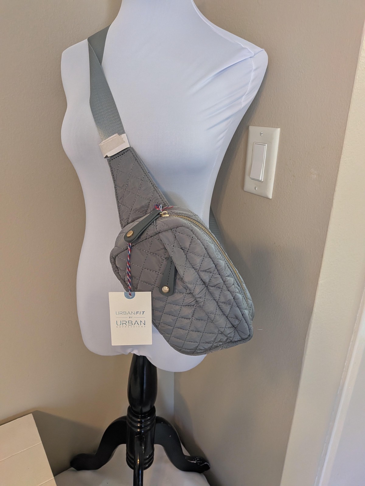 Urban Fit by Urban Expressions Gray Quilted Crossbody Handbag New w/Tags