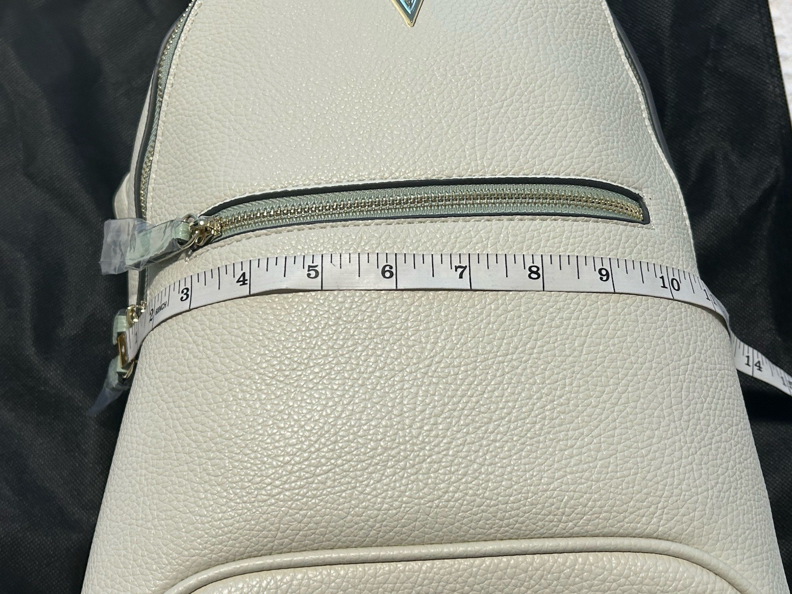 NWT Wm’s Vanessa Williams Backpack Bone/IvoryW Mint Trim/ Dust Bag Included