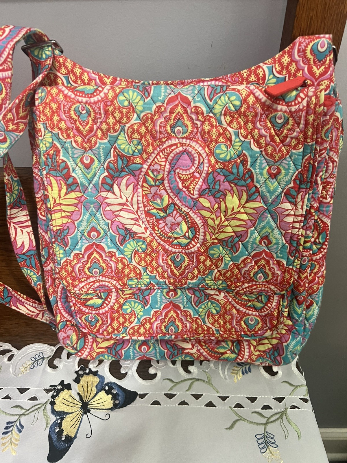 Vera Bradley Mailbag Hipster Crossbody Purse Bag Paisley in Paradise