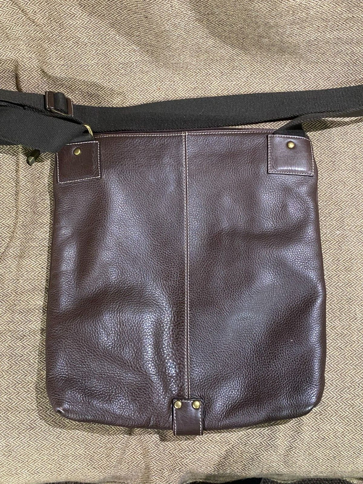 EUC Puntotres Brown Leather Messenger Bag – Made in Spain SO NICE!