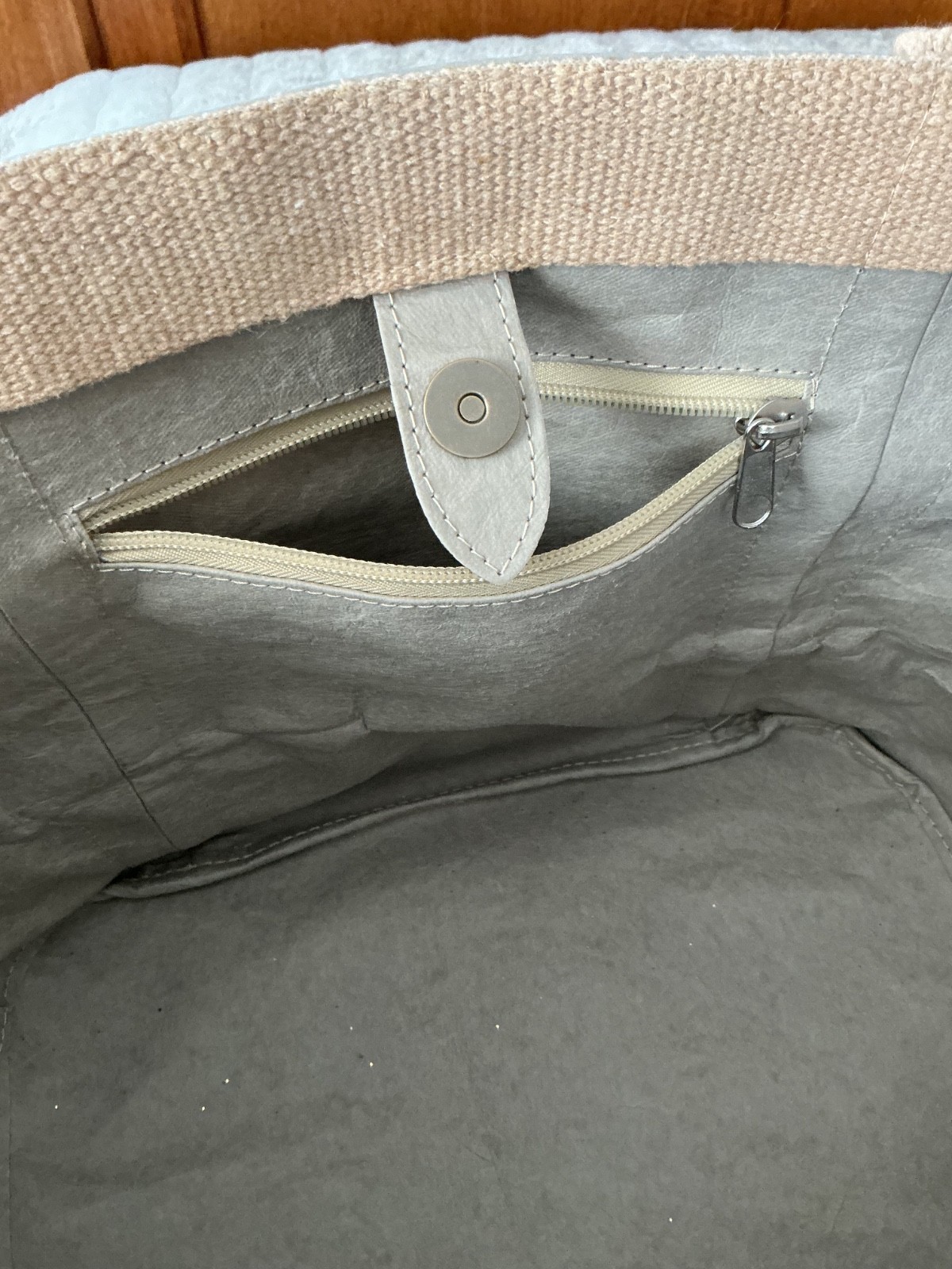 UASHMAMA® Carryall Tote Bag Gray Brown Washable Paper Retail $189