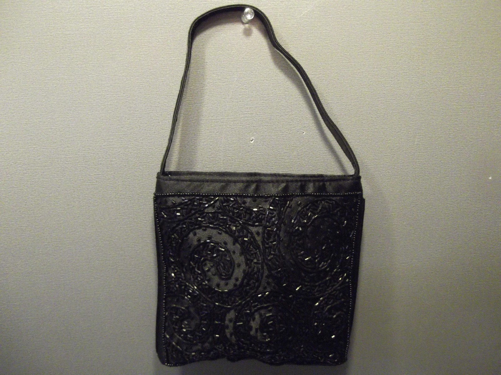 Black Mini Sequined Purse 6″in x 6″in
