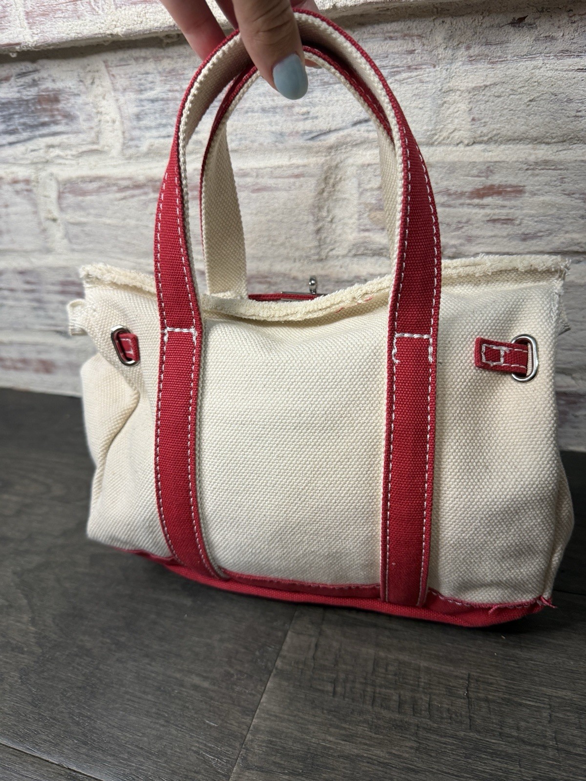 Boatkin Sunwin Madaket Small Classic Tote Turn Lock in Canvas & Red Bag