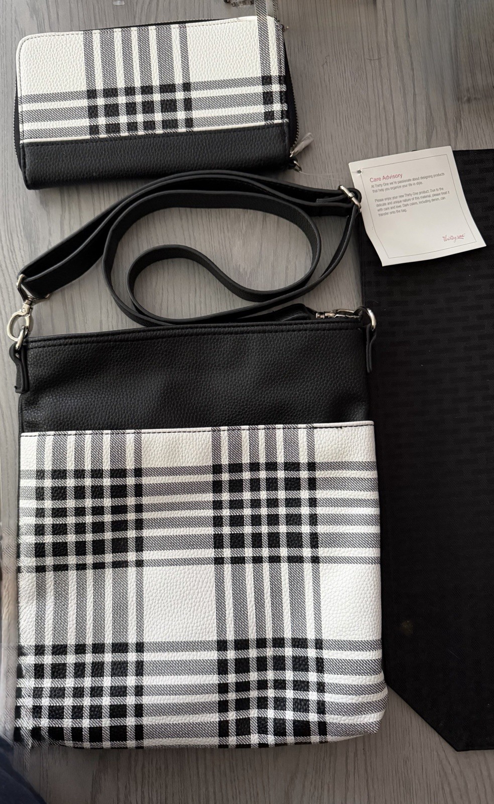 Thirty-One Plaid Crossbody Purse Matching Zip Wallet Black White NWT Adjustable